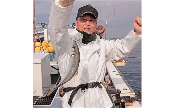 相模湾の沖五目釣りでアジ11～39尾に2.4kgマダイ手中【洋征丸】カンパチ・マハタ・クロムツも登場