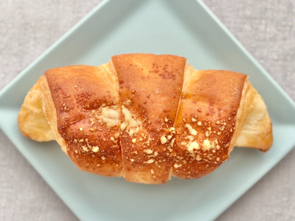 150円とは思えない本格派！【ファミマ】のパンは塩気があって朝食向き