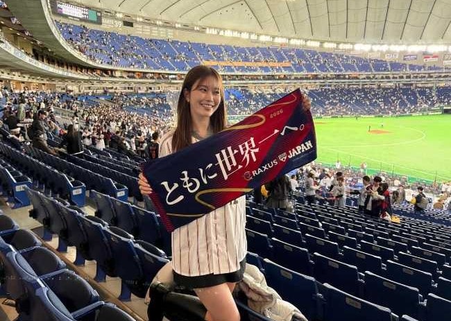 Instagram:稲村亜美（＠inamura_ami）より