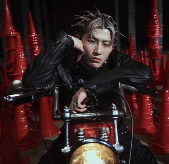 Instagram:平本蓮(@ren___k1)より