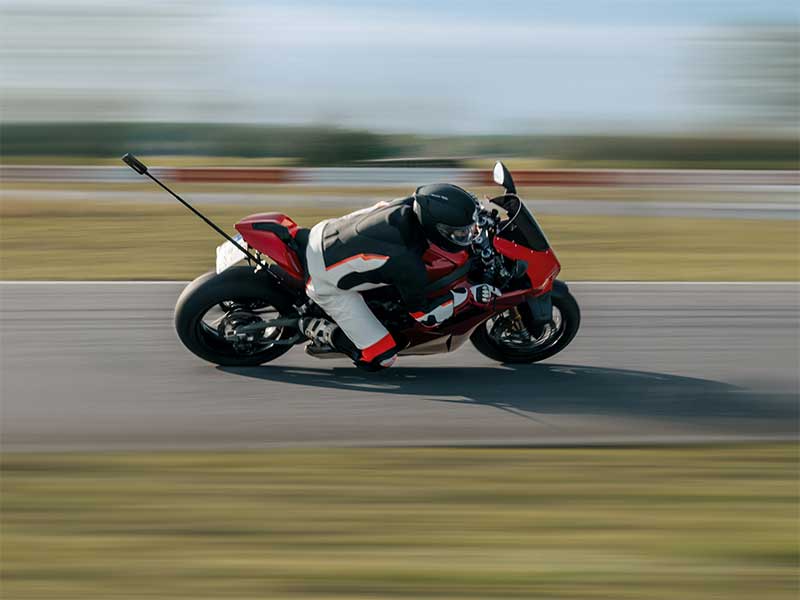 マルク・マルケス優勝記念モデル「Insta360 X5 MM93 2025 チャンピオン記念版」が発売！ 記事3