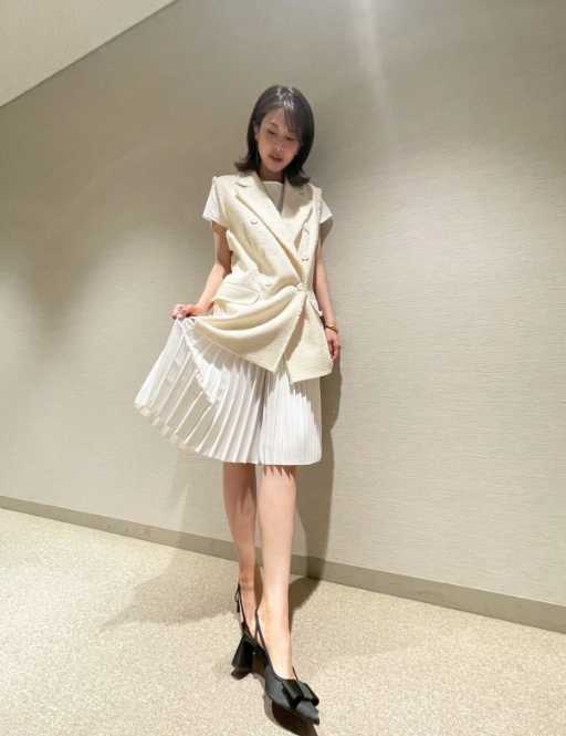 Instagram:加藤綾子(@ayako_kato.official)より