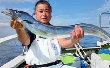 「ドラゴン級も登場!」走水沖のテンビンタチウオ釣りで船中トップ52尾【神奈川】