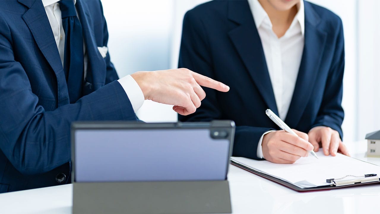「なんとかなるよ」はハラスメント? 8割の上司が使う定番フレーズで20代の半数近くが嫌な気持ちにの画像1