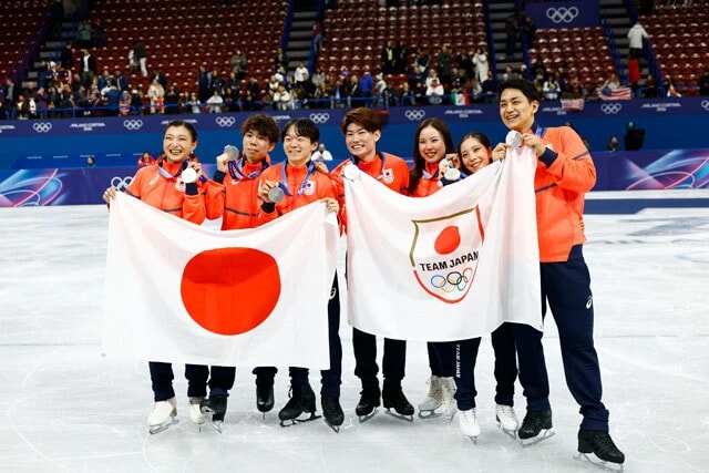 中井は出場しなかったが、フィギュアスケート団体で日本は銀メダルを獲得。それぞれの種目で力を見せつけた