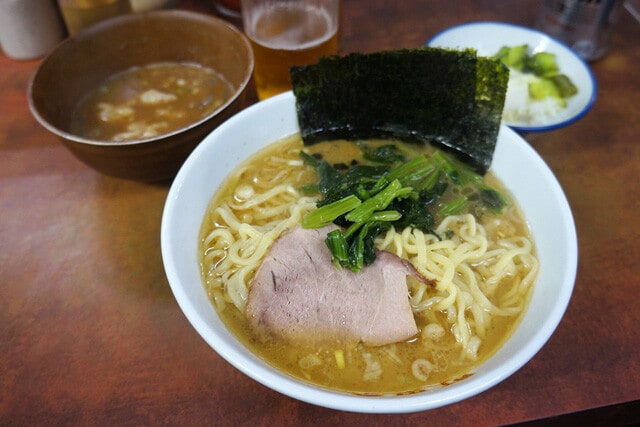 「モツ煮定食」