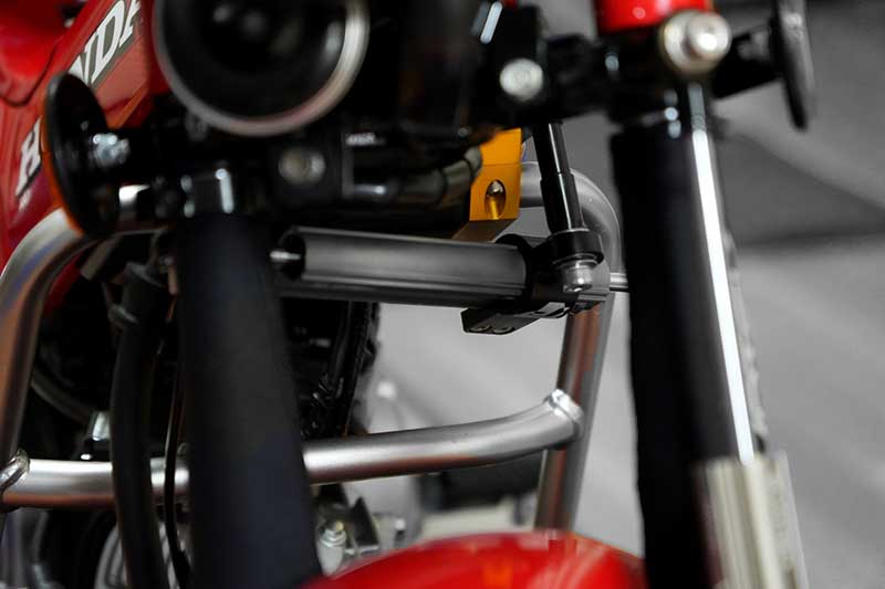荷物満載でも安定のハンドリング! CT125 ハンターカブ用「EVATEK × PROFENDER ステアリングダンパーキット」が発売 記事2