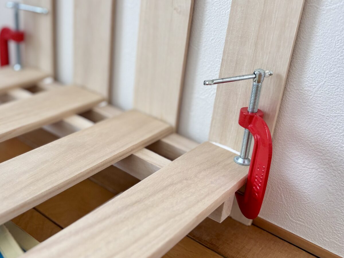 【ダイソー】すのこで棚diyしてみた！サイズや作り方も紹介