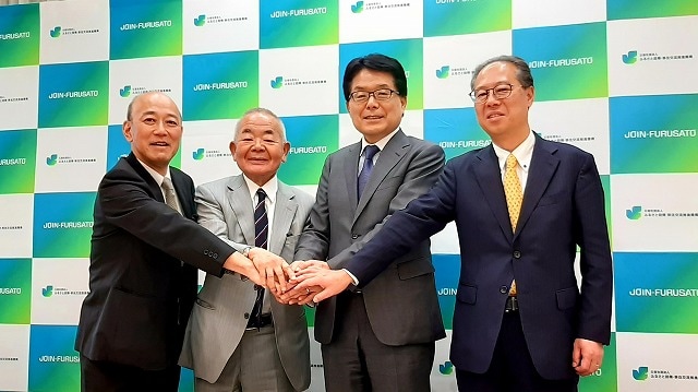 JOINとふるさと回帰センター統合 地方創生・移住促進を1本化 7月1日午後、東京・千代田区の都道府県会館=左から林崎理理事、高橋公理事長、増田寛也会長、百木田康二副理事長
