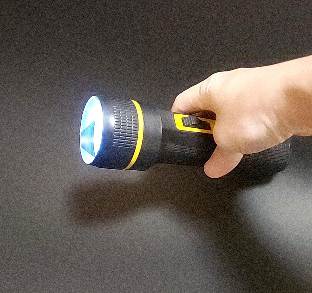 ダイソーの懐中電灯、どれが“買い”か?防災士が選んだ買うならこの1本に決まりの画像10