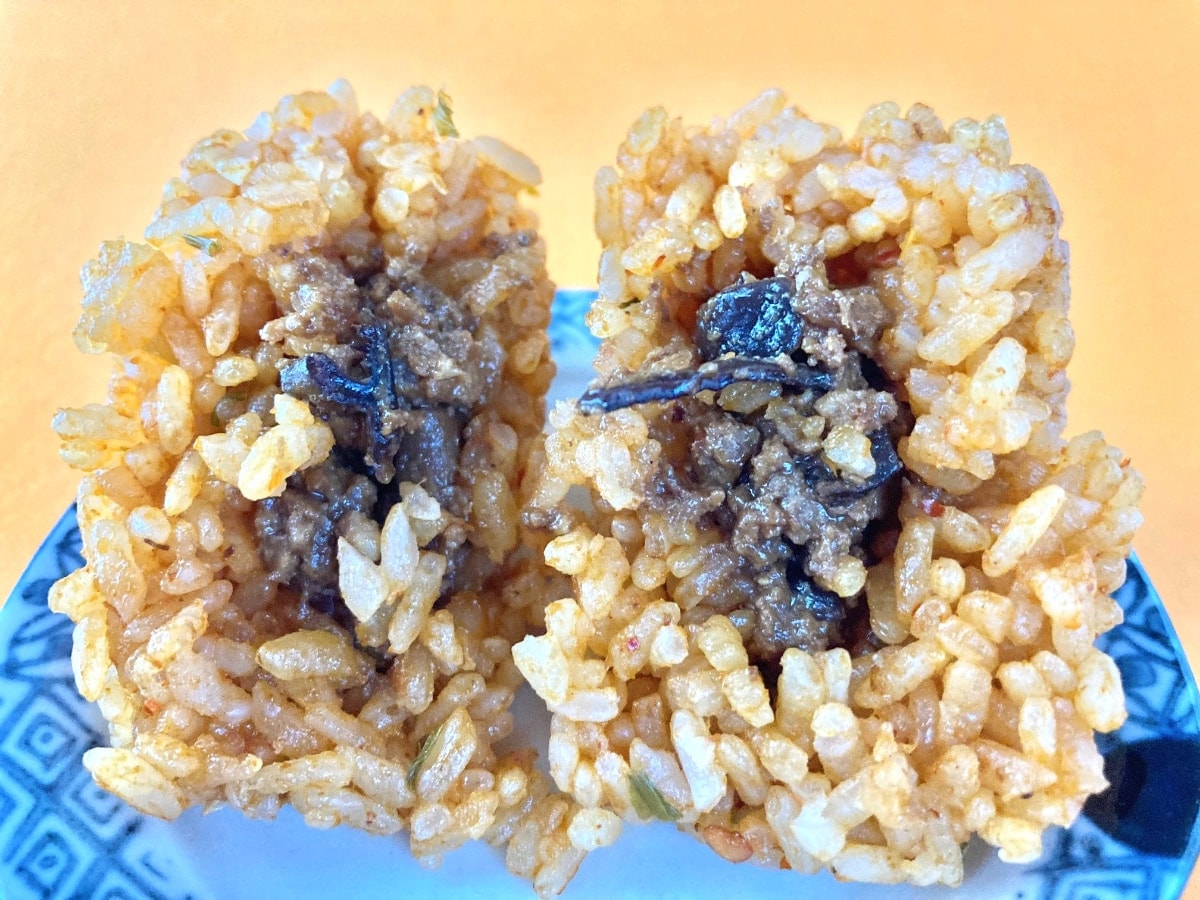 クセになる！美味しいから食べたほうがいい！【セブン】旨辛界隈の痺辛おむすび