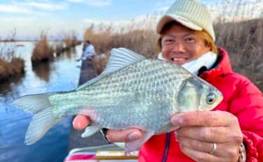 吉田康雄のザ・チャレンジへらぶな【流れ川で美ベラ狙い#4】