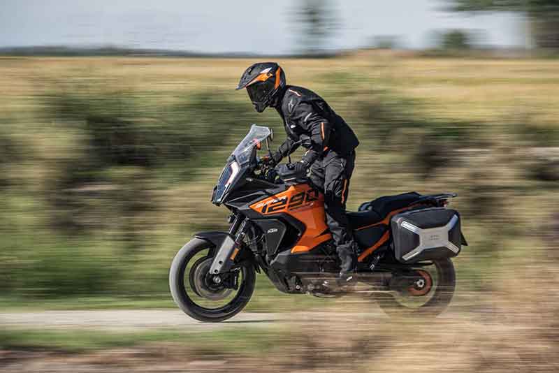 【KTM】バイクデビューを応援！「免許サポートキャンペーン」を12/8まで実施中 記事2