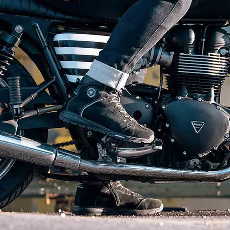 イタリア発のフットウェアブランド「スティル・マーティン」をモータリストが取り扱い開始! 記事4