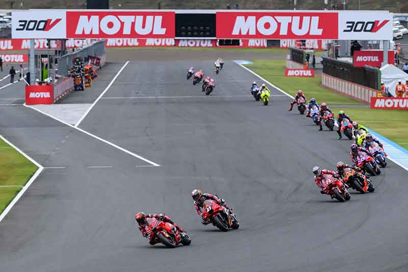MotoGP マレーシア戦 VIP ツアー招待旅行が当たる! MOTUL がデジタルキャンペーンを開催中 記事2