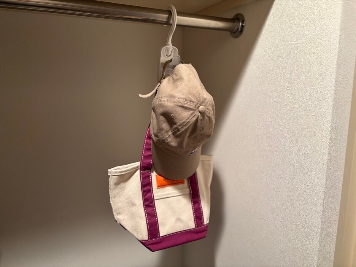 コスパ最高!100均のハンガーおすすめ9選|実用的で使いやすい♪