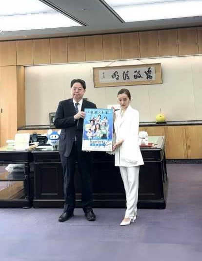 Instagram:板野友美(@tomo.i_0703)より