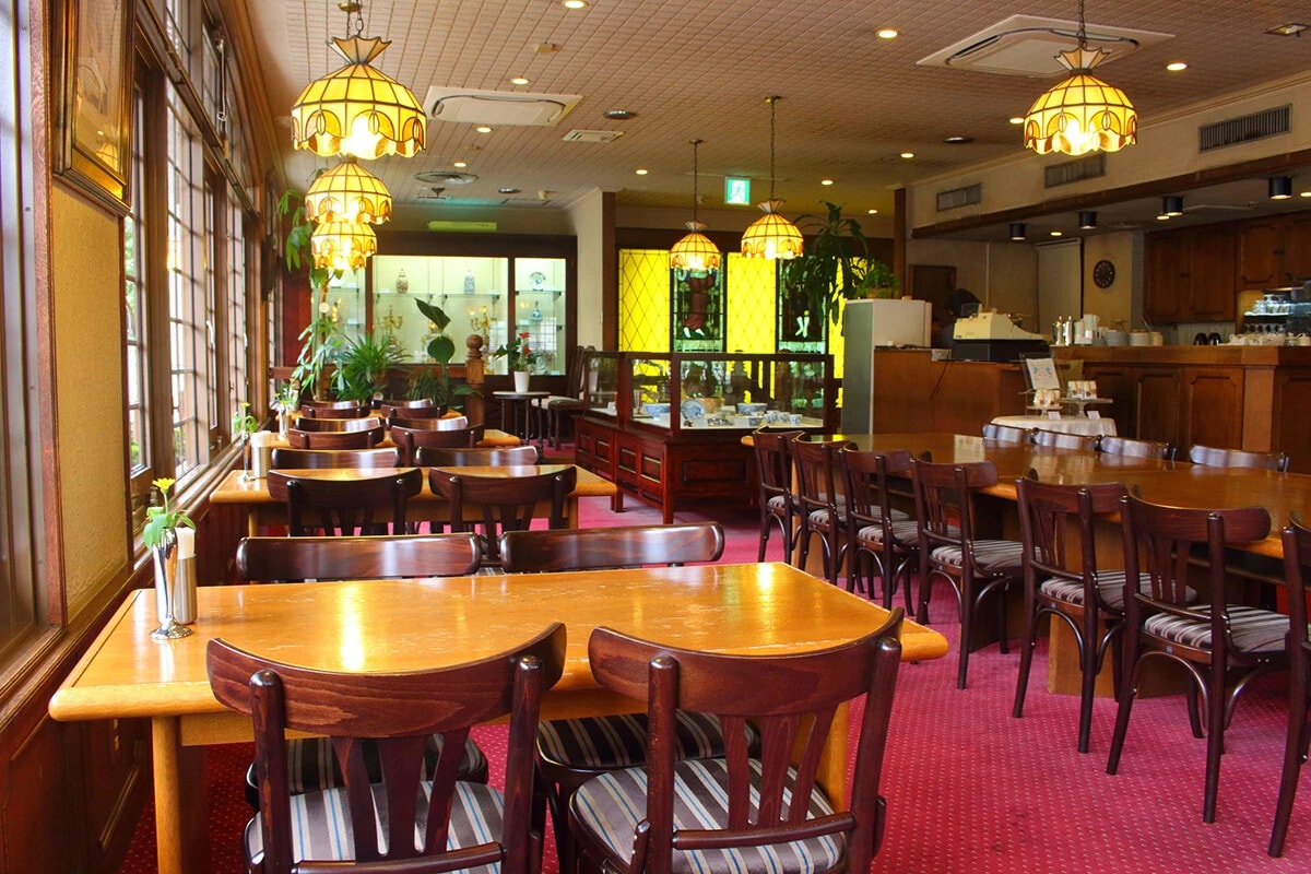 レトロ喫茶店は「怪しい人たちの憩いの場」から「映えるオシャレスポット」へ