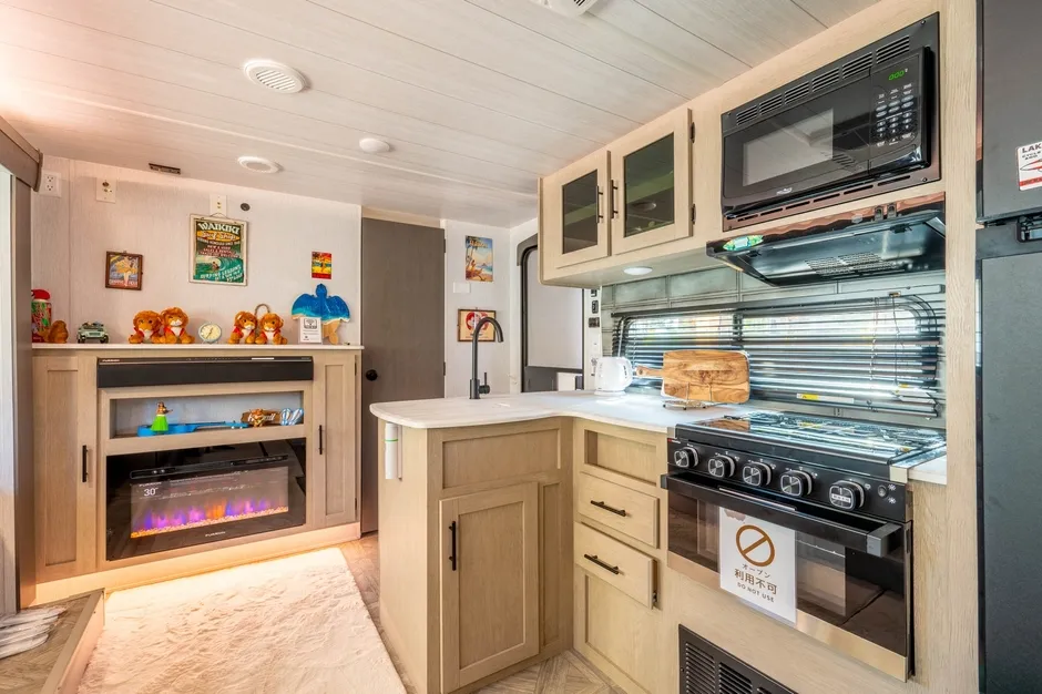 トレーラー内部の充実した設備