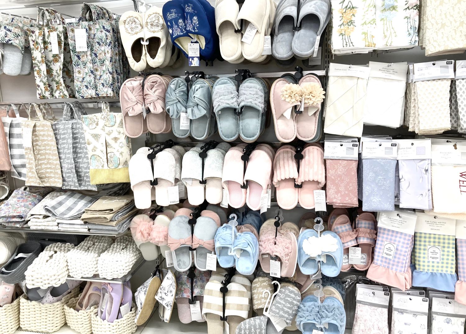 感激！ダイソーのスリッパが可愛すぎ♡携帯用の使い捨て商品も