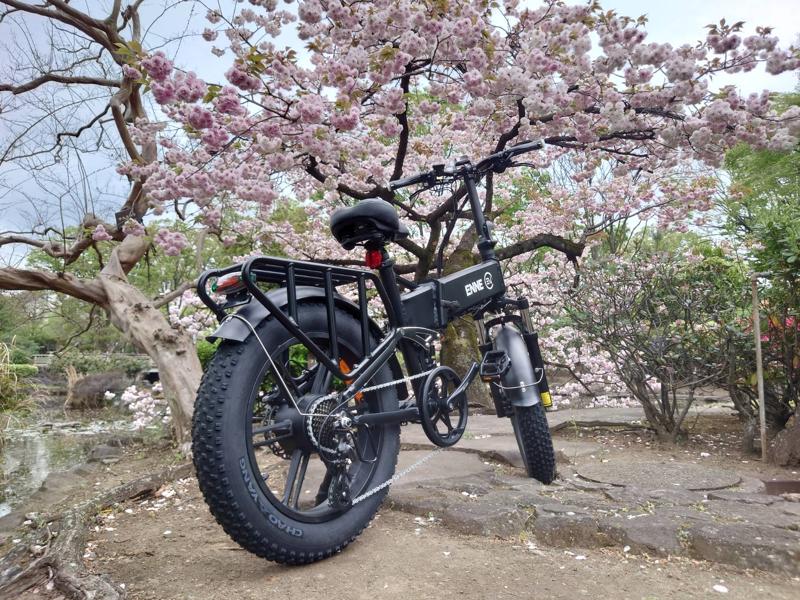 最も自由なeバイクENNE