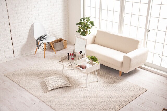 ぼん家具　ドレッサーこたつ　ガラス天板のタイプ。1万9980円