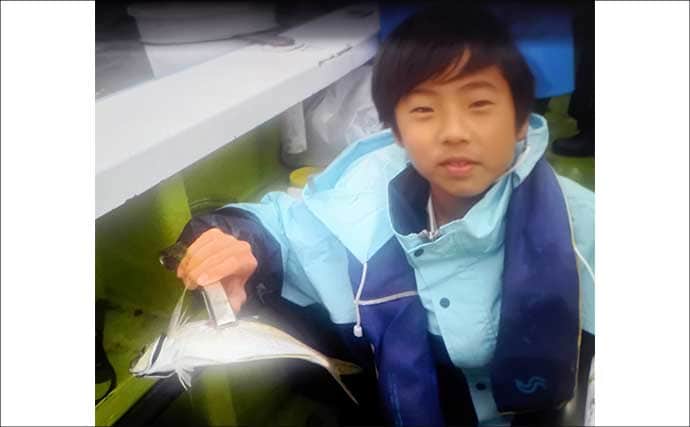 東京湾の午前LTアジ釣り便でトップ45尾キャッチ！【神奈川】家族連れも連発で大盛況