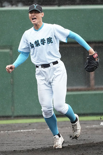 菰田陽生（山梨学院）　身長194㎝、体重97㎏の巨躯で投打共に高いポテンシャルを秘めた二刀流