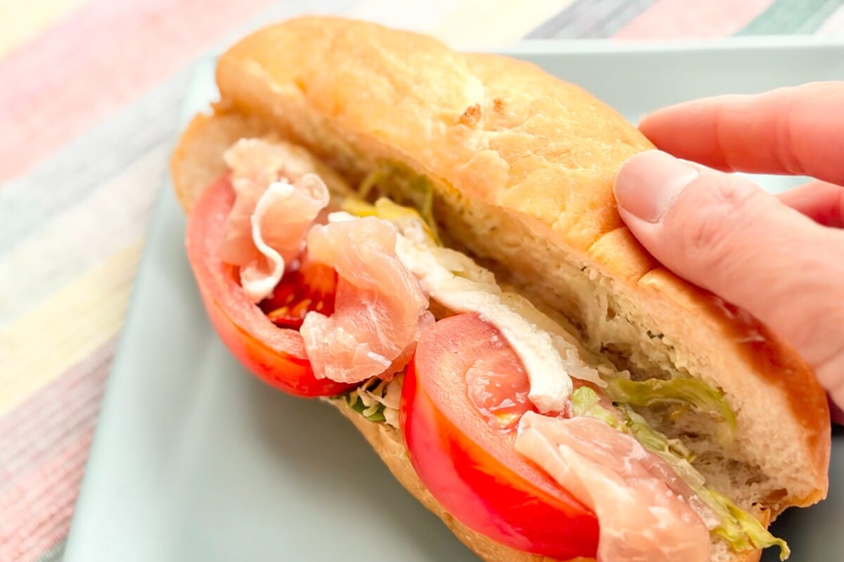 おしゃれランチにテンション上がる~!【ローソン】のカフェ風サンド