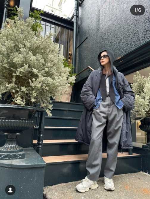 Instagram:朝比奈彩(@asahina_aya)より