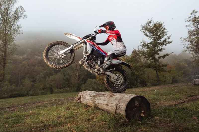 【ファンティック】2026年モデルを発表! ネイキッドの「ステルス500」とスーパースポーツ「イモラ」が新たな柱に 記事11