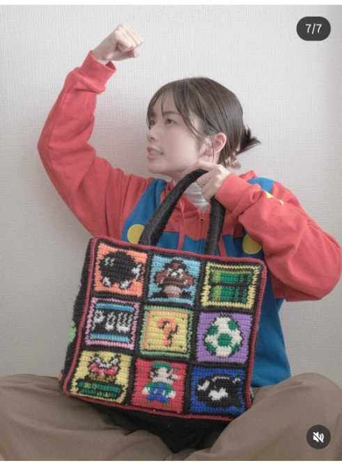 Instagram:小芝風花(@fuka_koshiba_official)より