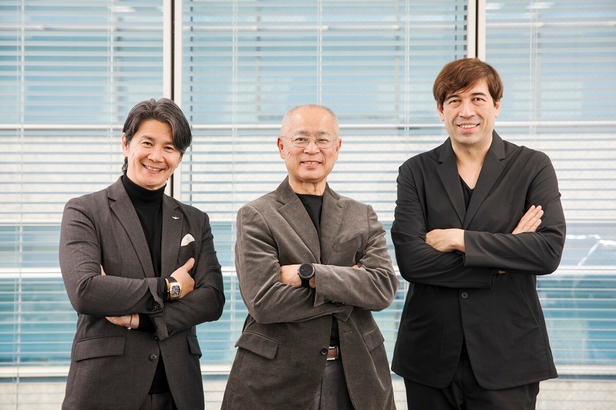 マシン、PU、ドライバー、チームの政治力......さまざま面でメルセデスのすごさに改めて感心したという3人。左から元F1ドライバーの中野氏、元ホンダ技術者の浅木氏、F1実況アナウンサーのサッシャ氏