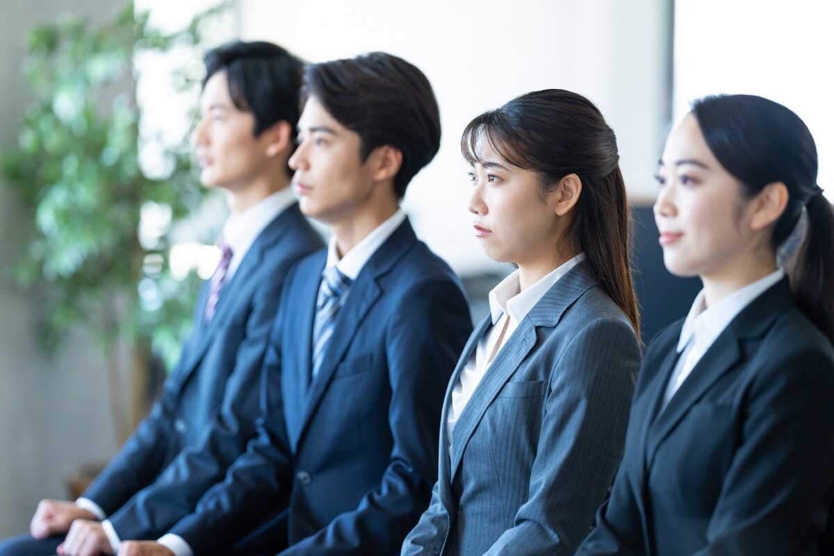 夫の転勤で退職、世帯年収1200万の子なし主婦が感じる再就職への“壁”