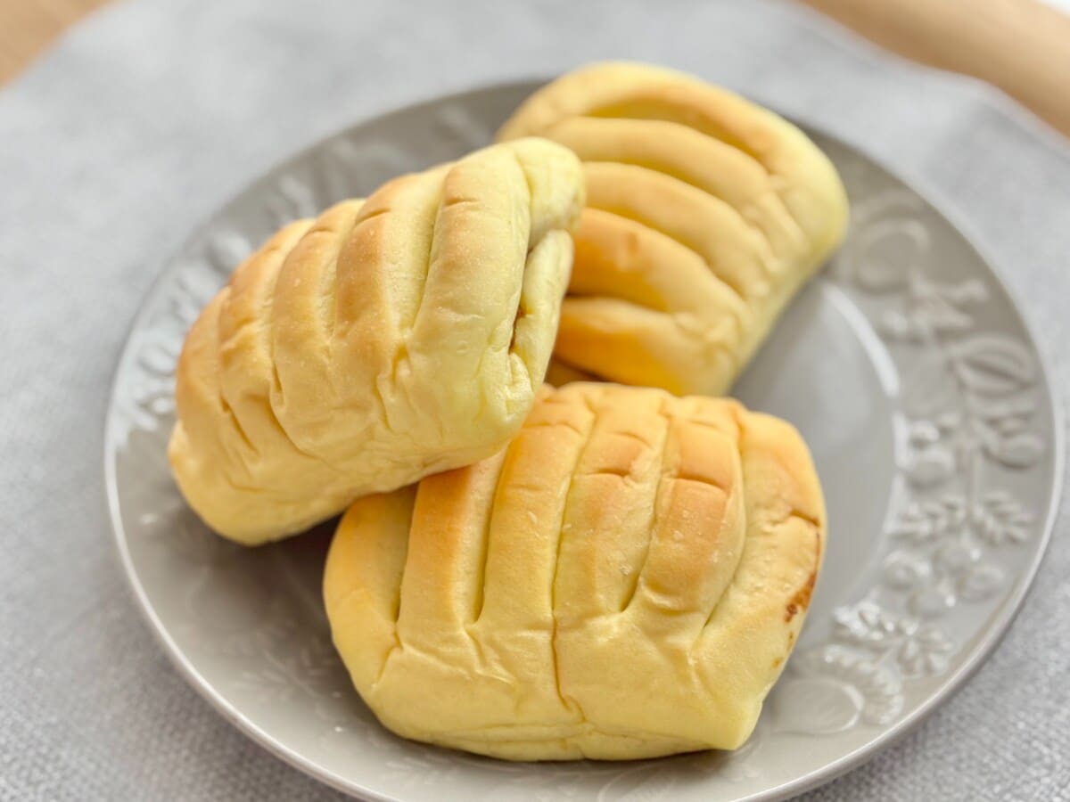 香りも味もたまらん……！【ファミマ】の新作カレーパンが最高すぎた
