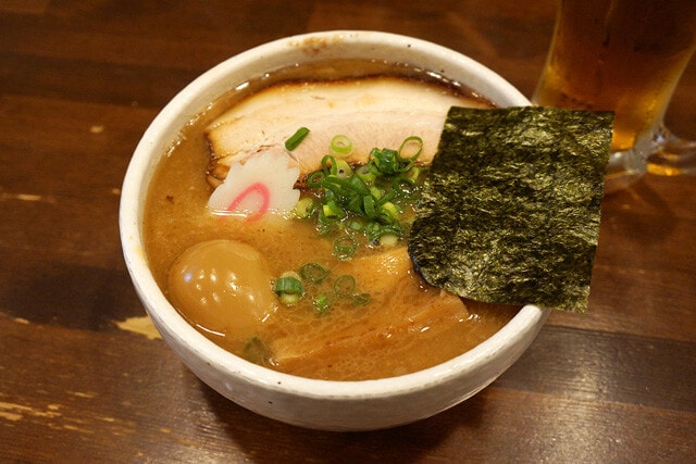 「味玉中華そば」(970円)