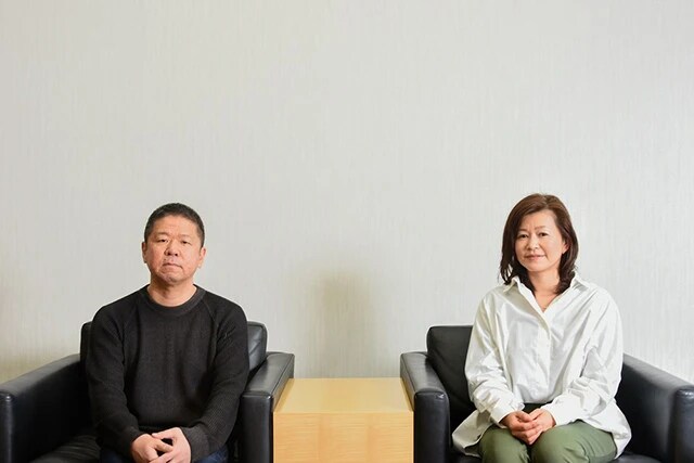 榊原崇仁氏（左）と吉田千亜氏