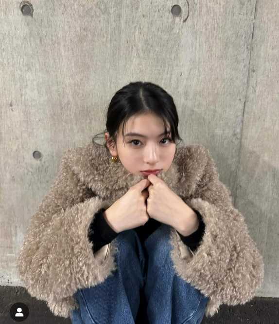 Instagram:出口夏希(@natsuki__deguchi__official)より