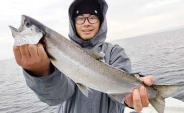 琵琶湖レイクトローリングでビワマス10匹好捕！【滋賀】50cm迫る良型連発