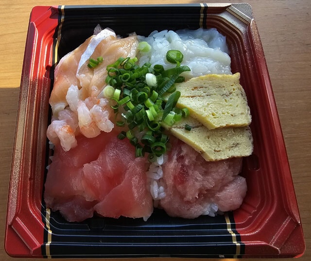 BEST3に入れるか苦悩したという海鮮丼