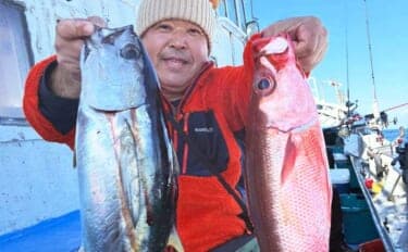 【沖釣り釣果速報】赤青ダブルヒット!金州五目釣りでハチビキ&キメジ手中(愛知・静岡)