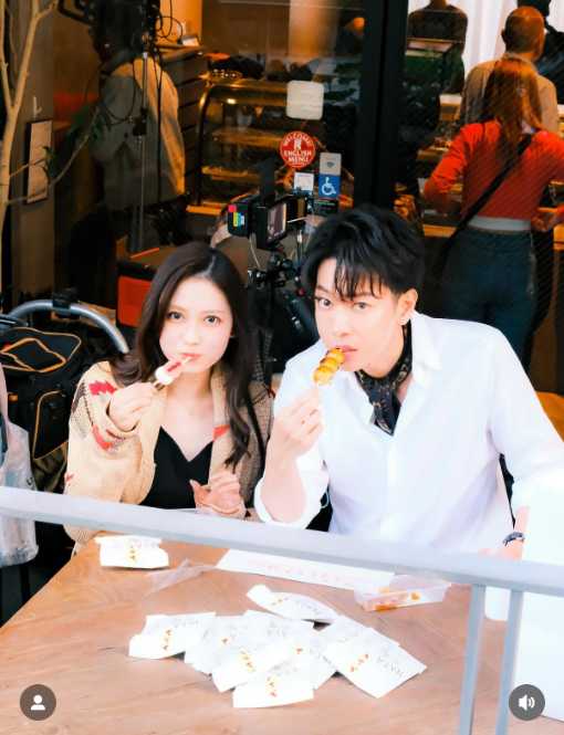 Instagram:黒崎レイナ(@reinakurosaki_official)より