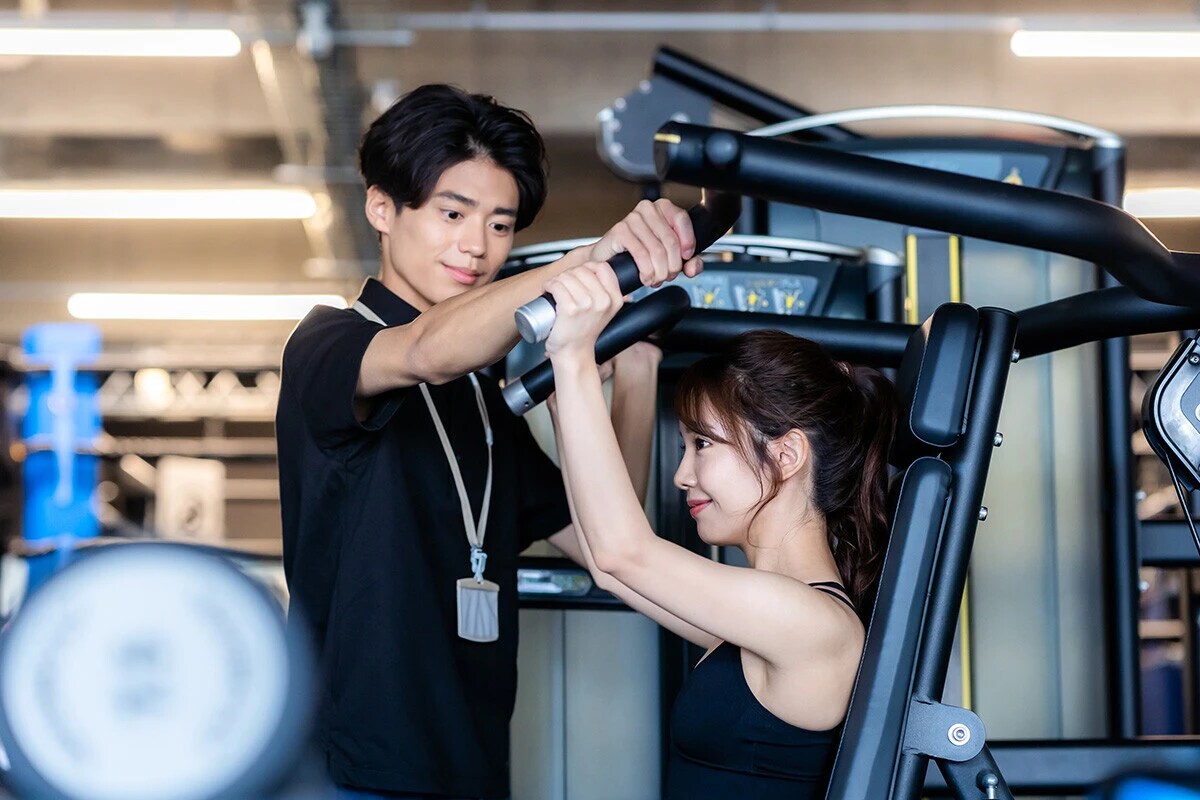 「予約が取れない」「高額な商品を買わされた」「無理してケガをした」......。 筋トレブームの陰で実はトラブル続出!? *写真はイメージです