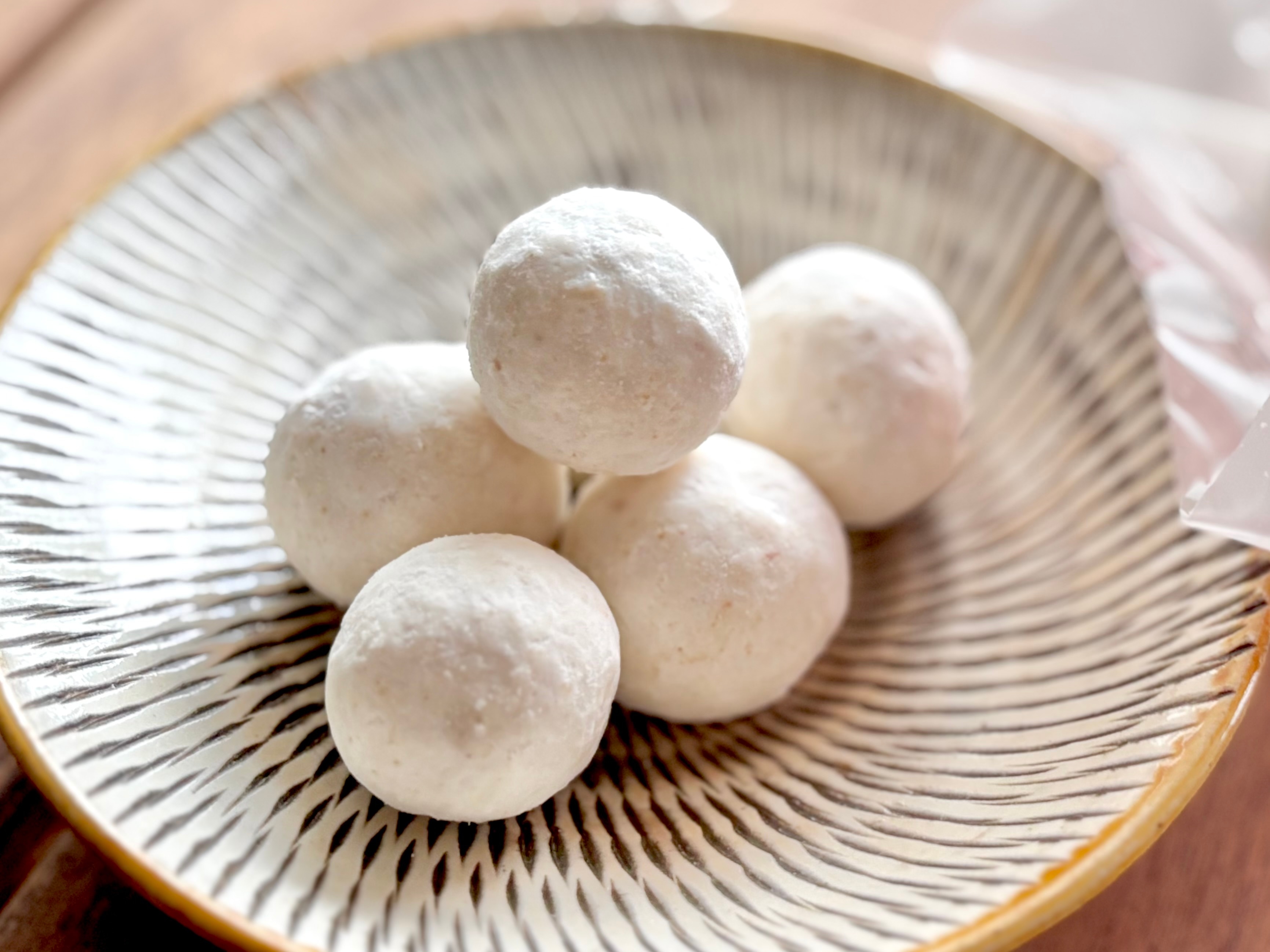 サクホロ食感がたまらない♡【無印良品】人気のフランス菓子が限定パケで登場！