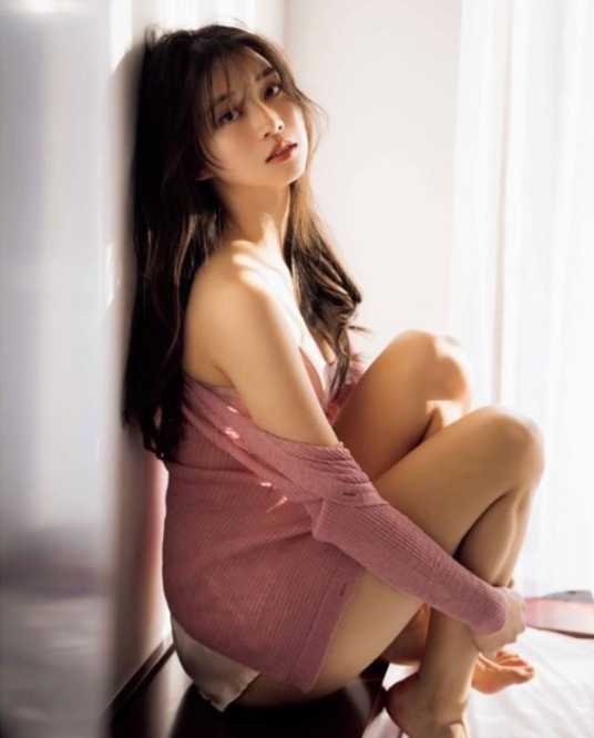 Instagram:牧野真莉愛(@maria_makino.official)より