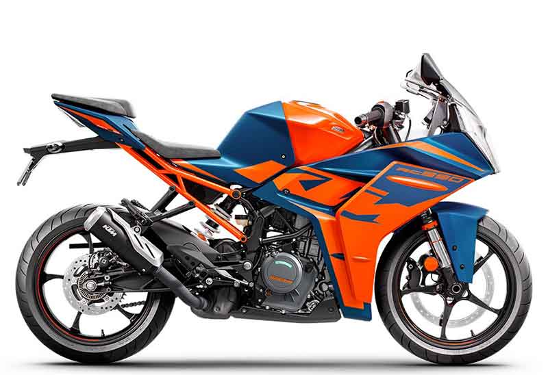 【KTM】「RC 390／GP」’22-23 および「890 DUKE GP」’23 モデルの希望小売価格を改定 記事4