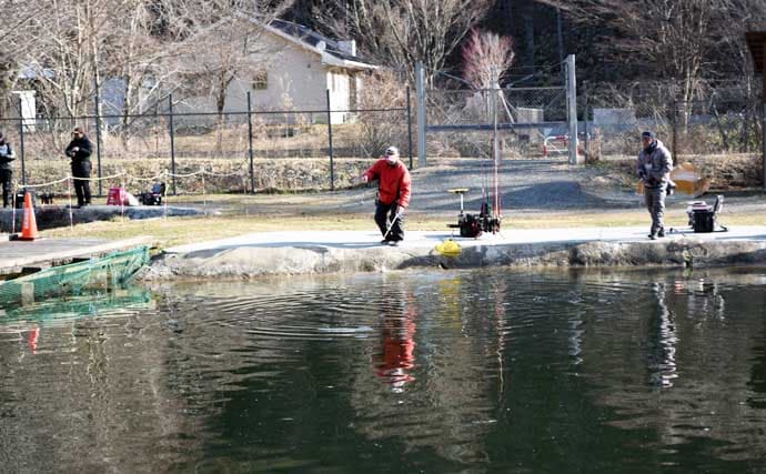 冬のエリアトラウト攻略　スプーニングの「巻き」で釣果を伸ばすコツ