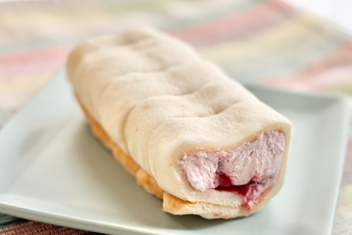 もっちもちで甘酸っぱい【ファミマ】の人気商品に旬のいちご味が新登場