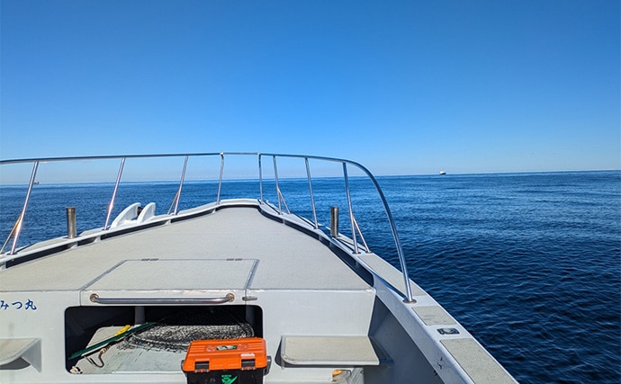 志摩沖の中深海ジギングで良型クロムツが連発！【へいみつ丸】ステイパターンが的中