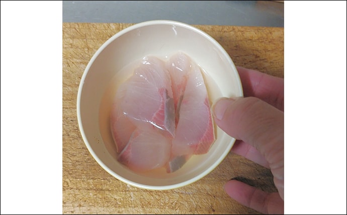 釣魚で作る「カラダ健やか」レシピ：ヤズの酢洗い　5分締めればOK